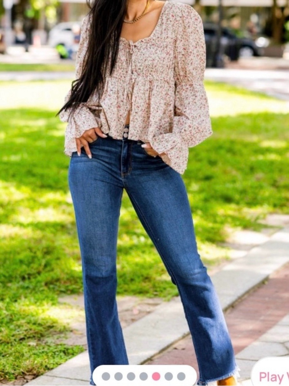 Judy Blue Mid-Rise Flare Jeans in Classic Blue Wash